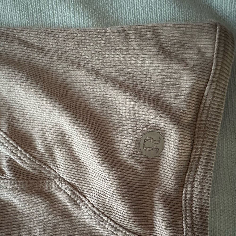 Lululemon Ribbed Beige Tank Top - Picture 3 of 3